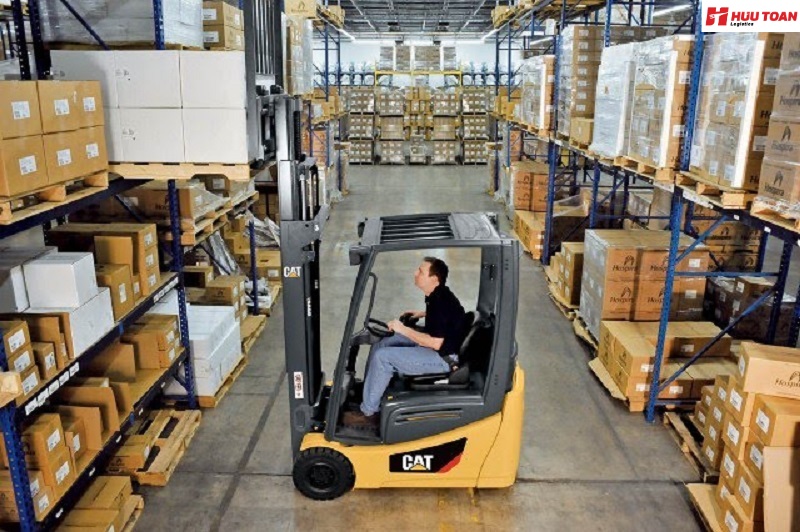 kho chứa hàng hóa dễ cháy